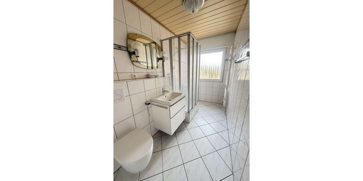 Etagenwohnung Kerpen Götzenkirchen - 3 Zimmer, 83 m&sup2;, 220.000&euro; | Angebot:25880756