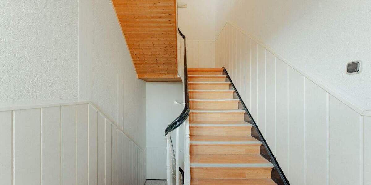 Mehrfamilienhaus, Wohnhaus Leverkusen Quettingen - 6 Zimmer, 345 m&sup2;, 569.000&euro; | Angebot:24793251