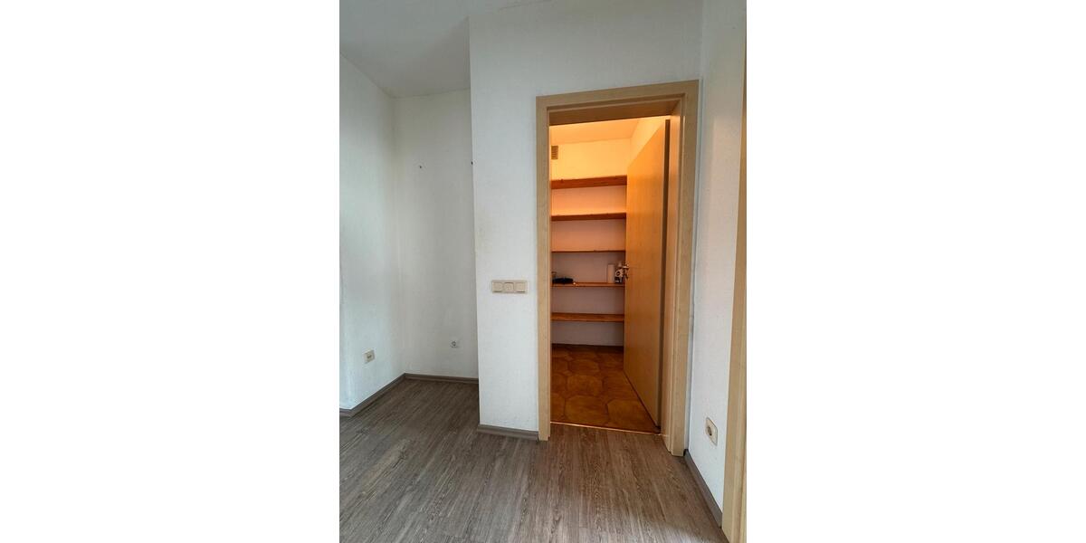 Etagenwohnung Troisdorf Bergheim - 2.5 Zimmer, 88 m&sup2;, 930&euro; | Angebot:26407242