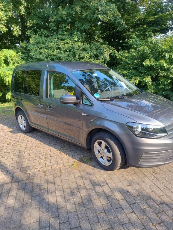 VW Caddy 107.500 km 14.300 € Monheim 40789