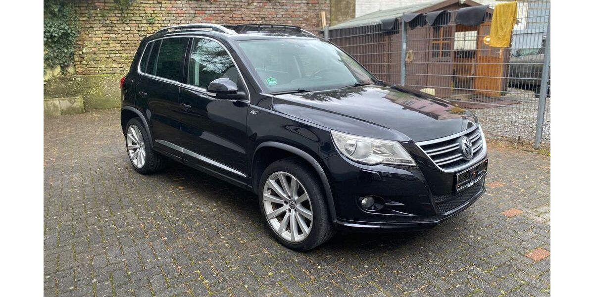 VW Tiguan 198.756 km 7.900 &euro; Solingen 42655