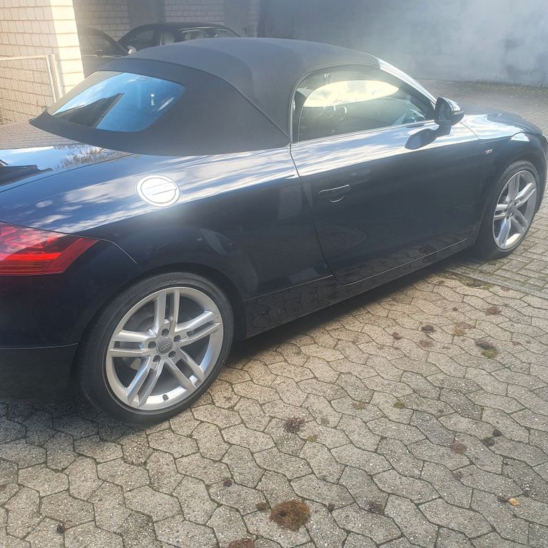Audi TT 137.000 km 11.050 € Hilden 40723