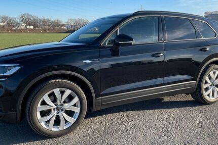 VW Touareg 55.500 km 46.500 &euro; Köln 50997