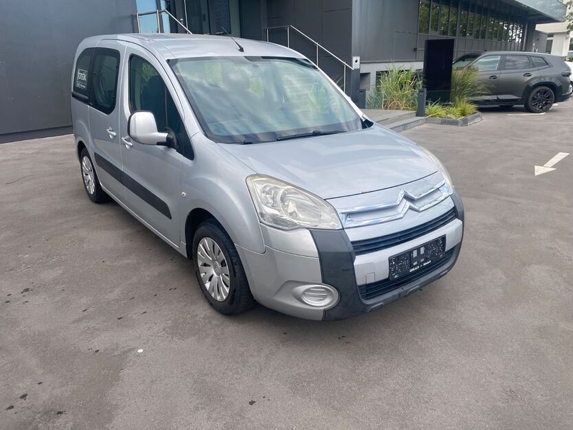 Citroen Berlingo 180.000 km 4.990 € Köln 50739