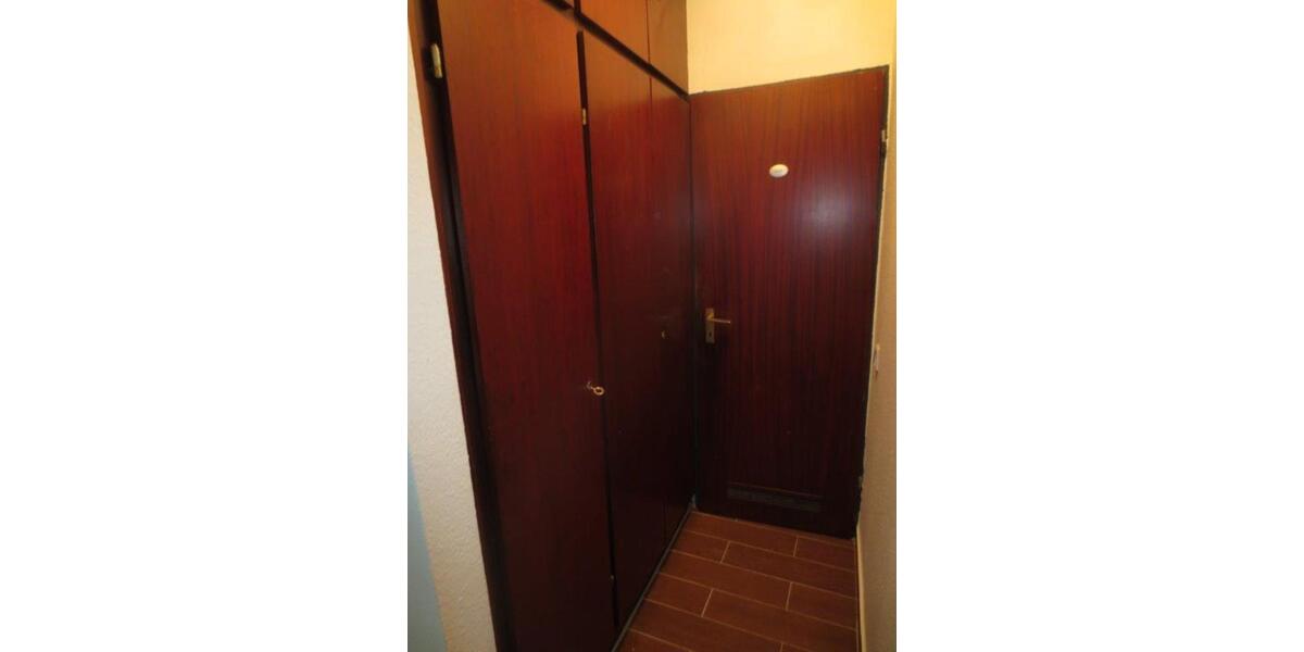 Etagenwohnung Bedburg - 4.5 Zimmer, 95 m&sup2;, 140.000&euro; | Angebot:25054896