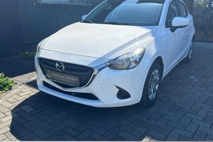 Mazda 2 43.831 km 12.385 &euro; Monheim 40789