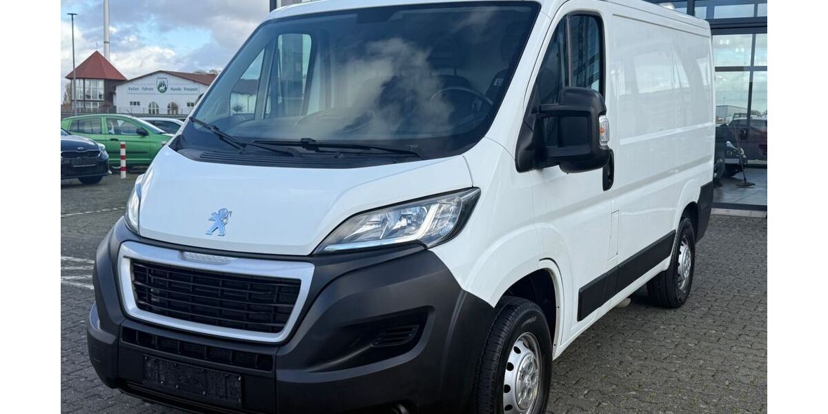 Peugeot Boxer 153.000 km 18.980 € Erftstadt 50374