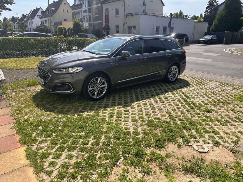 Mondeo