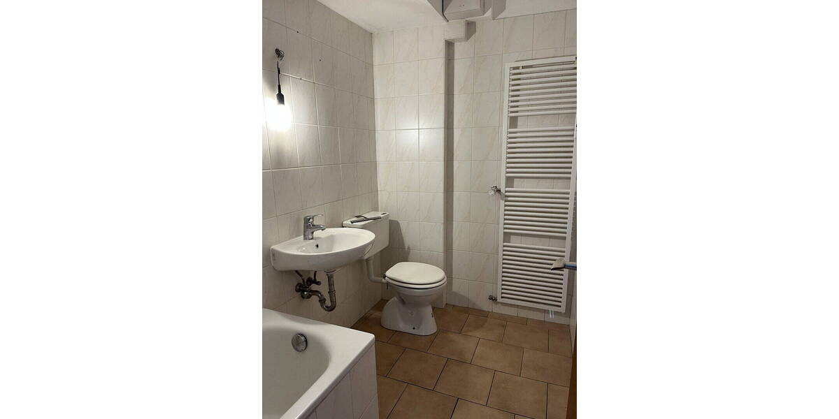 Etagenwohnung Köln Poll - 3 Zimmer, 77 m&sup2;, 355.000&euro; | Angebot:26034293