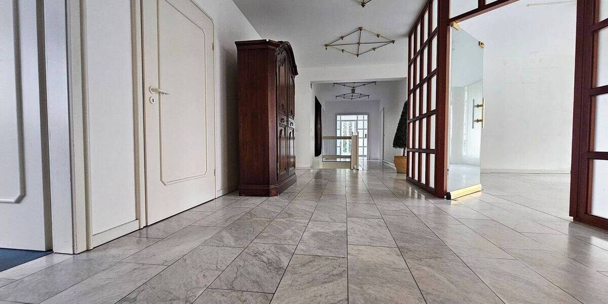 Gewerbeobjekt Solingen Ohligs-Aufderhöhe - 1 Zimmer, 246 m&sup2;, 2.214&euro; | Angebot:26807298