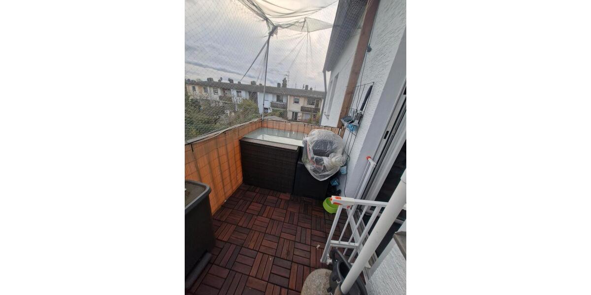 Etagenwohnung Köln Chorweiler - 3 Zimmer, 96 m&sup2;, 375.000&euro; | Angebot:27189776