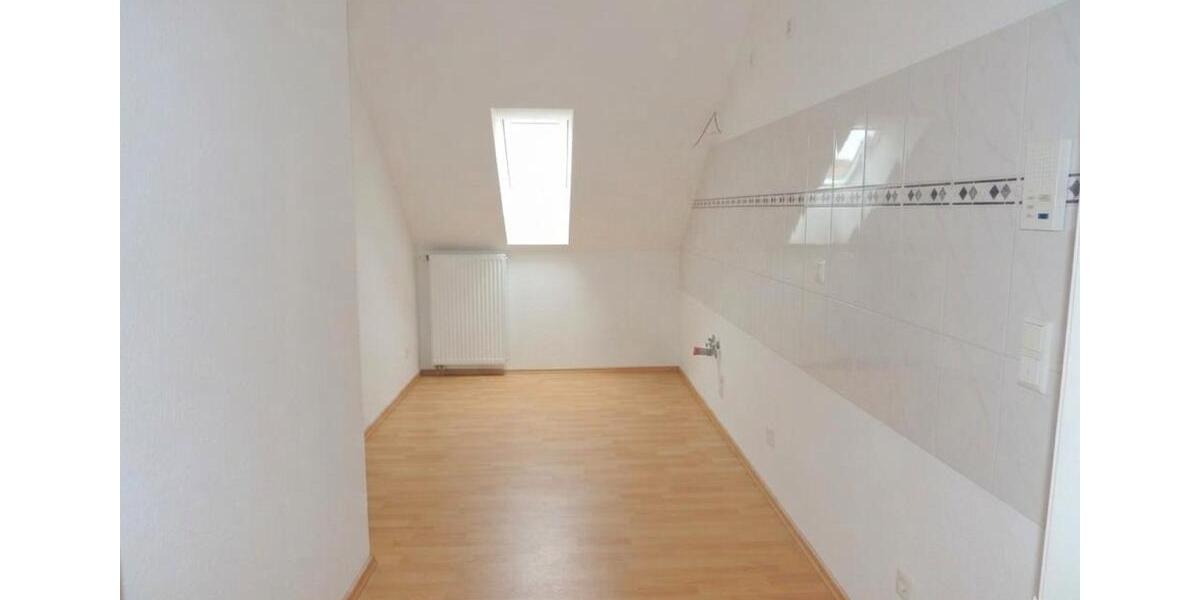 Dachgeschoßwohnung Solingen Wald - 2 Zimmer, 58 m&sup2;, 575&euro; | Angebot:27617058