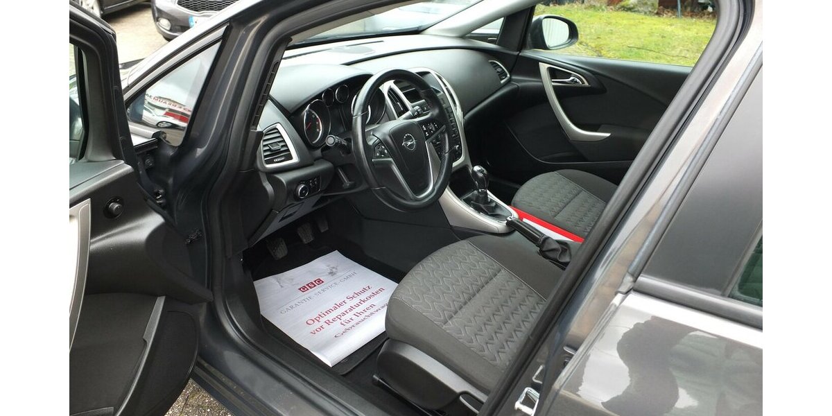 Opel Astra ACTIVE KLIMAANLAGE 17 ZOLL LMF TEMPOMAT 92.855 km 7.250 &euro; Köln 50858