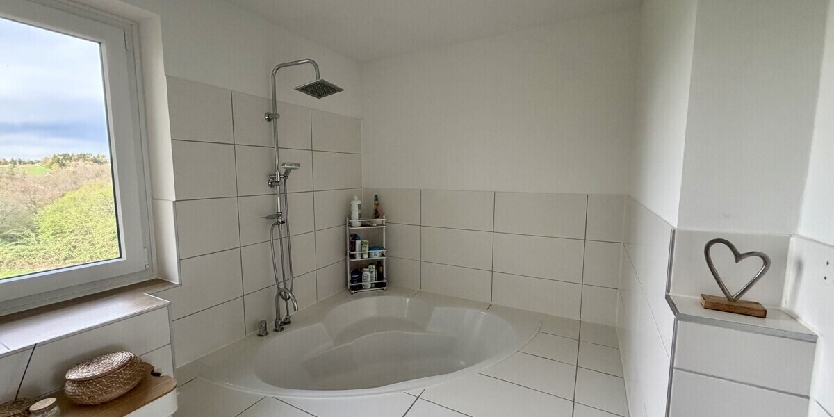 Gepflegte 3‑Zi‑Wohnung in Leverkusen‑Pattscheid – Wohnen zwischen Stadt und Natur - Etagenwohnung Leverkusen Bergisch Neukirchen | Angebot:26235294