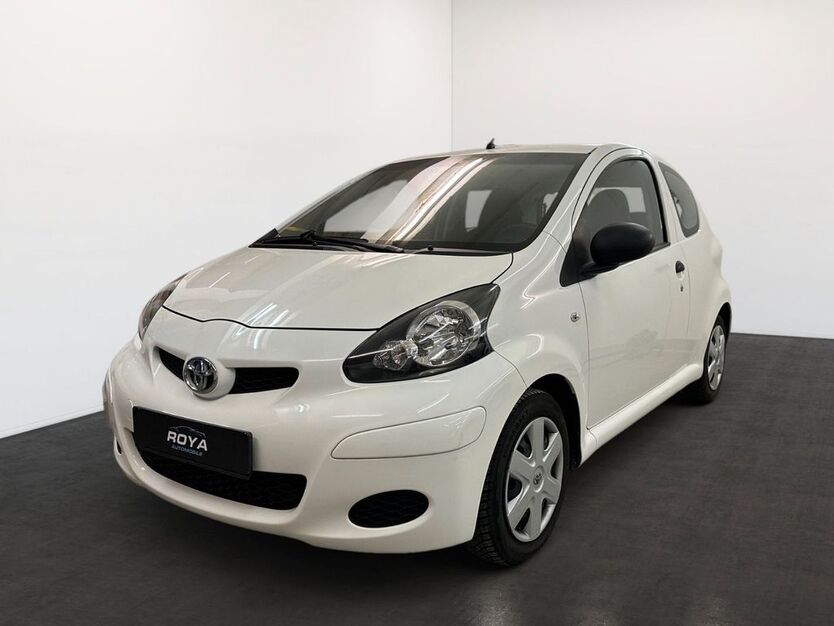 Toyota Aygo (X) 69.000 km 3.990 € Düsseldorf 40477
