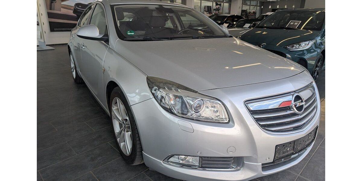 Opel Insignia 130.230 km 4.200 &euro; Solingen 42655
