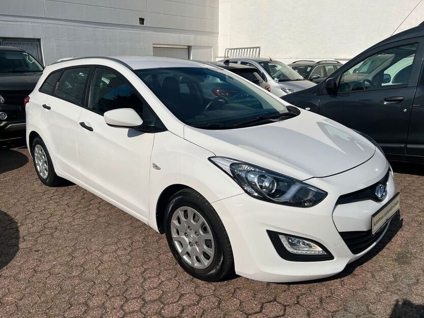 i30
