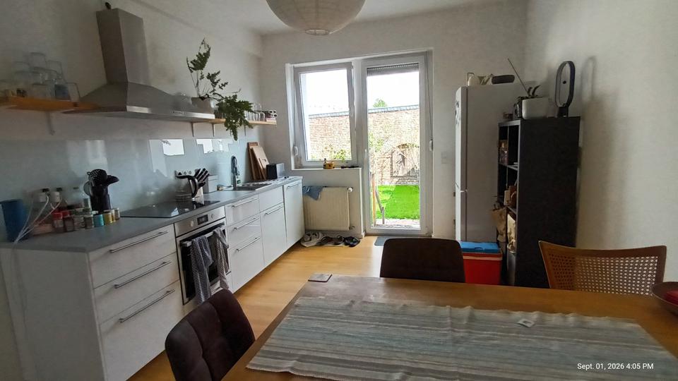 Hochparterre Köln Rodenkirchen - 3 Zimmer, 70 m&sup2;, 2.200&euro; | Angebot:27625499