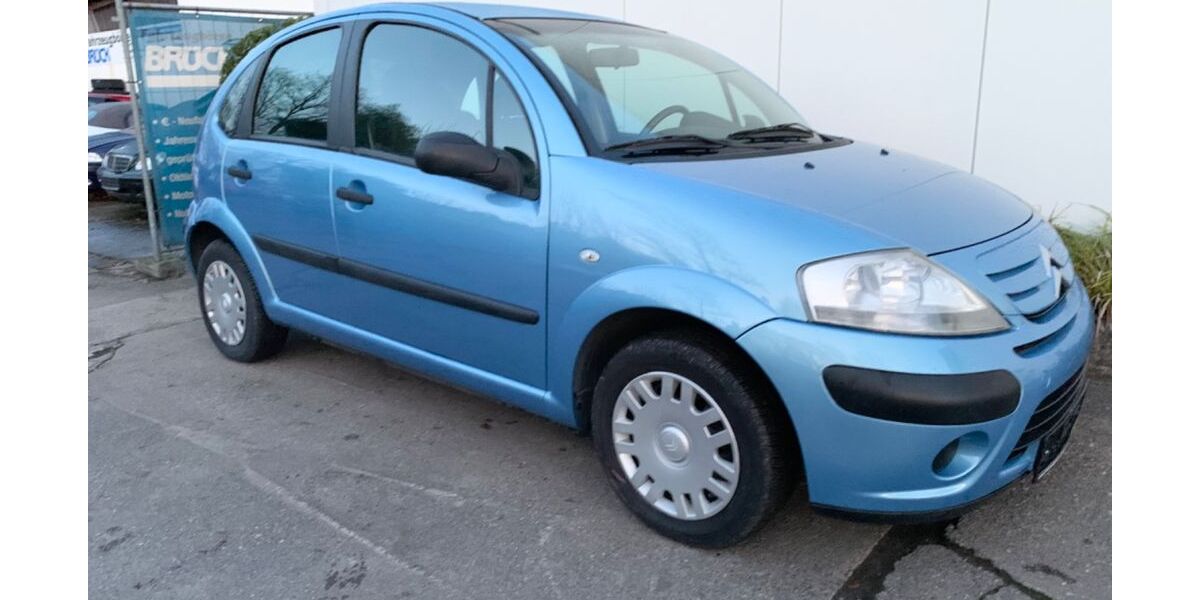 Citroen C3 38.225 km 4.795 € Köln 51107