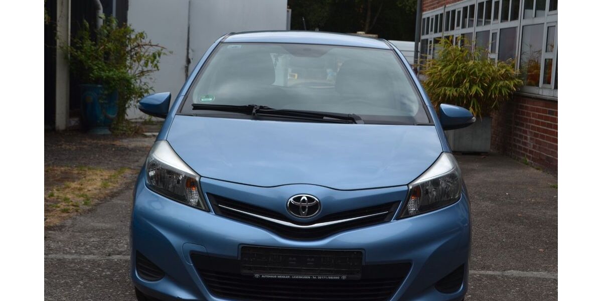 Toyota Yaris 198.000 km 5.600 &euro; köln 50969