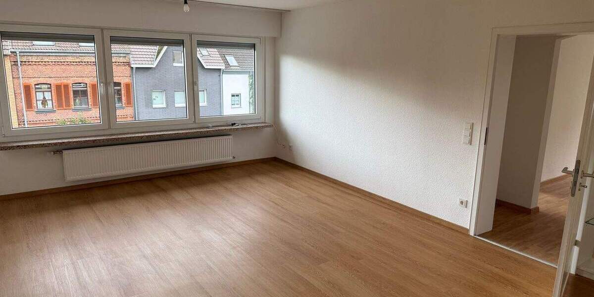 Etagenwohnung Brühl Pingsdorf - 3 Zimmer, 84 m&sup2;, 1.000&euro; | Angebot:23824241