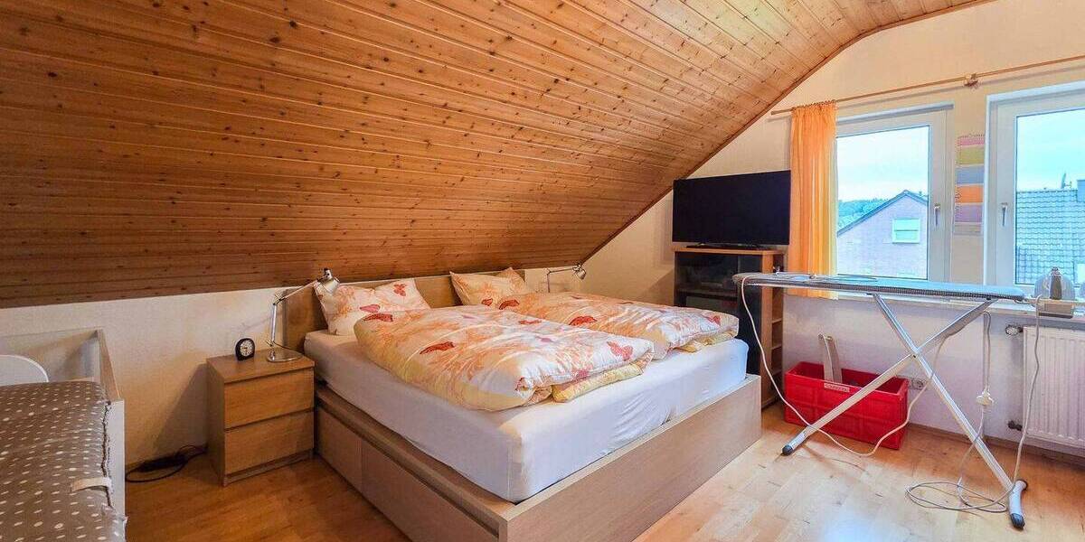 Mehrfamilienhaus, Wohnhaus Troisdorf Bergheim - 8 Zimmer, 204 m&sup2;, 449.000&euro; | Angebot:26570312