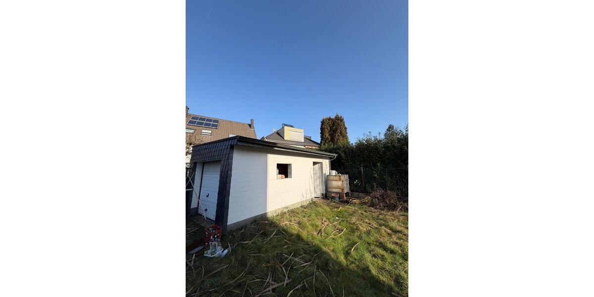 Einfamilienhaus Leverkusen Bergisch Neukirchen - 8 Zimmer, 180 m&sup2;, 3.500&euro; | Angebot:25280776