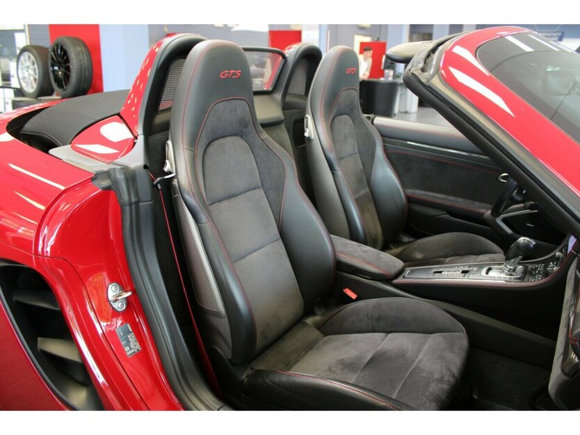 Porsche Boxster 718 GTS Sport-/AGA/Chrono/Design 73.299 km 63.980 € Euskirchen 53881
