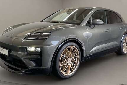 Porsche Macan 2.902 km 103.800 &euro; Köln 50823
