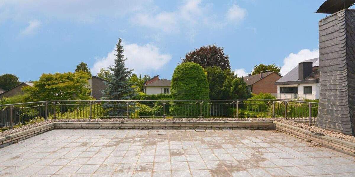 Einfamilienhaus Hürth Hermülheim - 7 Zimmer, 238 m&sup2;, 895.000&euro; | Angebot:24221072