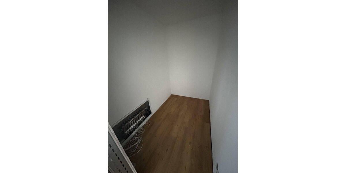 Etagenwohnung Köln Zündorf - 3 Zimmer, 112 m&sup2;, 1.680&euro; | Angebot:26274380