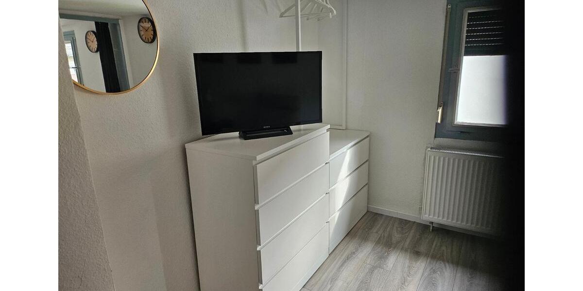 Erdgeschoßwohnung Bonn Beuel-Mitte - 5 Zimmer, 80 m&sup2;, 1.200&euro; | Angebot:26336401