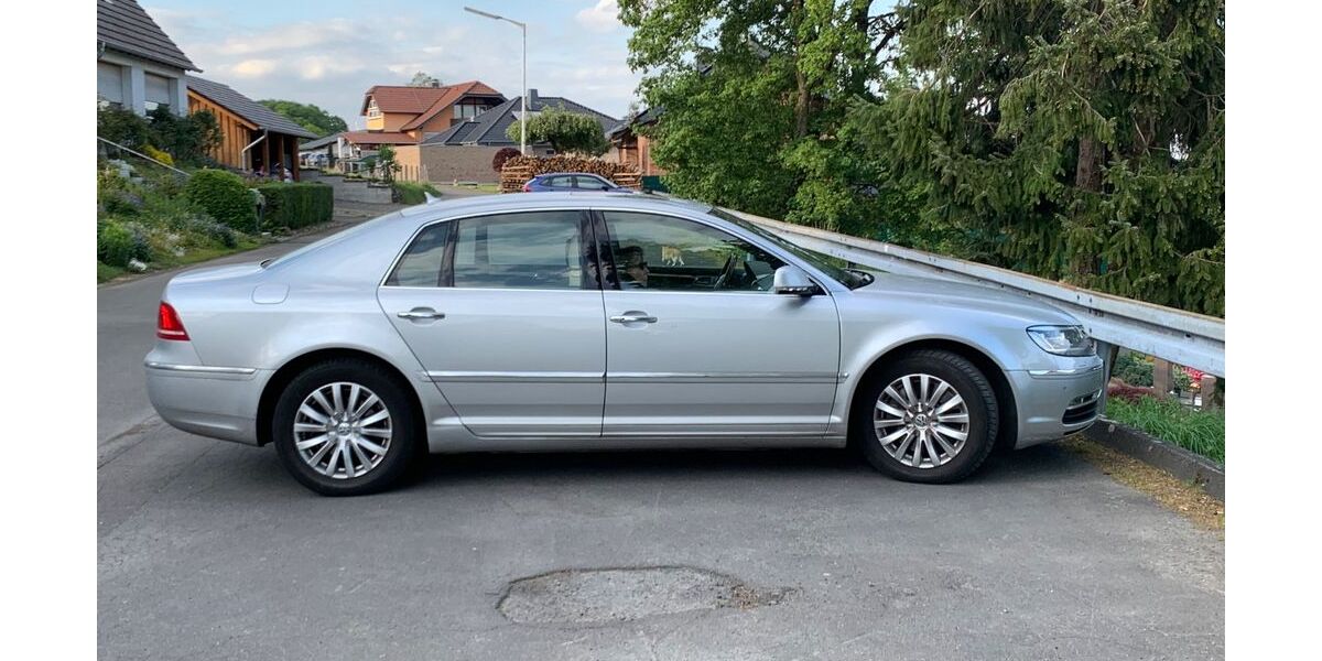 VW Phaeton 95.000 km 9.500 &euro; Bonn 53117