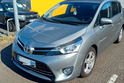 Toyota Verso 125.000 km 12.999 &euro; Brühl 50321