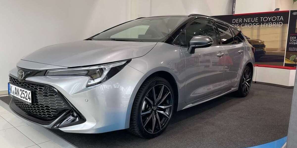 Toyota Corolla 13.000 km 31.500 &euro; Köln, Stadt 50933