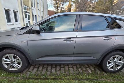 Opel Grandland (X) 92.500 km 13.200 &euro; Leverkusen 51379