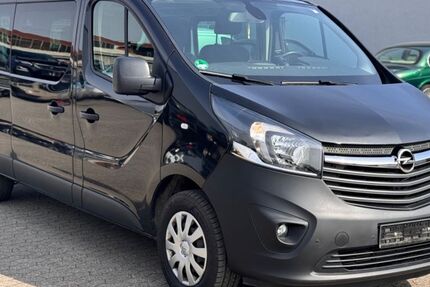 Opel Vivaro 110.700 km 15.950 &euro; Bornheim 53332