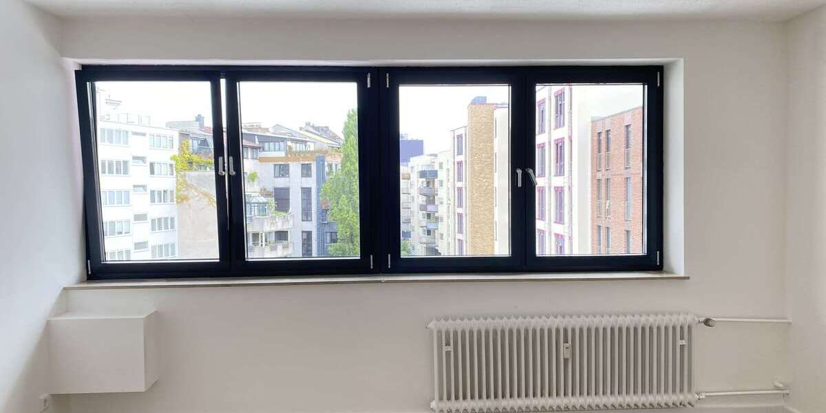 Etagenwohnung Köln Altstadt-Nord - 5 Zimmer, 29 m&sup2;, 670&euro; | Angebot:27084253