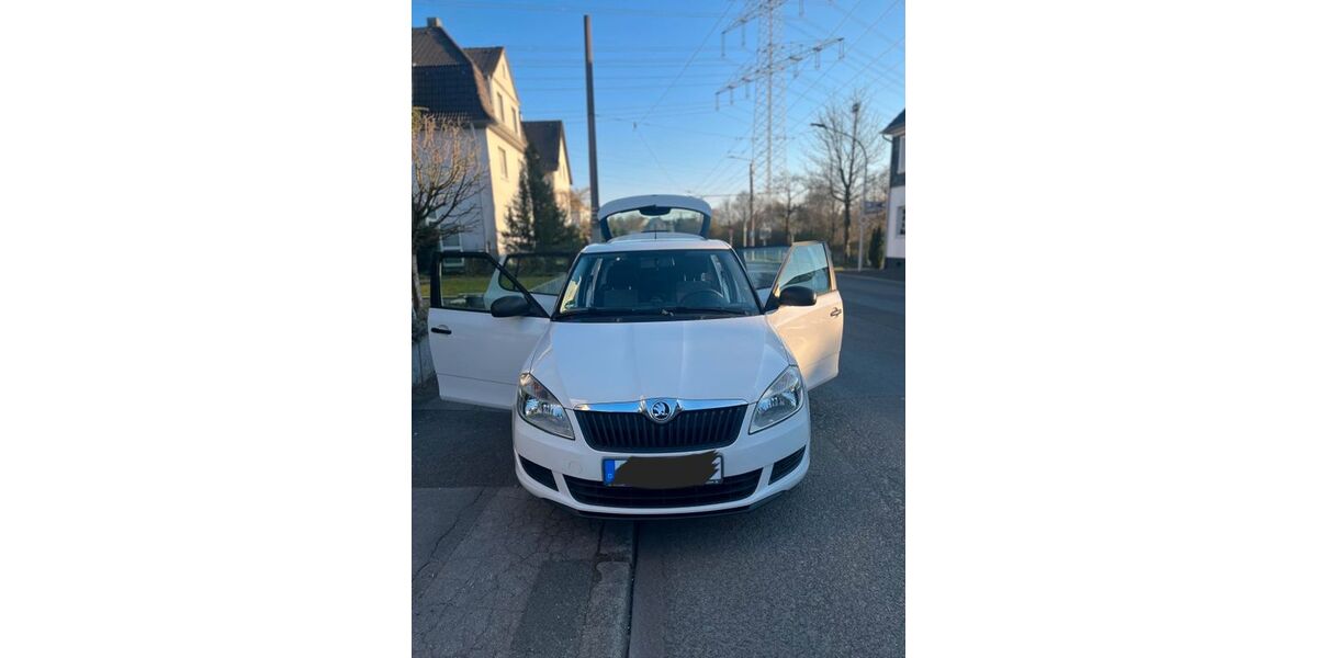 Skoda Fabia 130.500 km 4.600 &euro; Solingen 42659