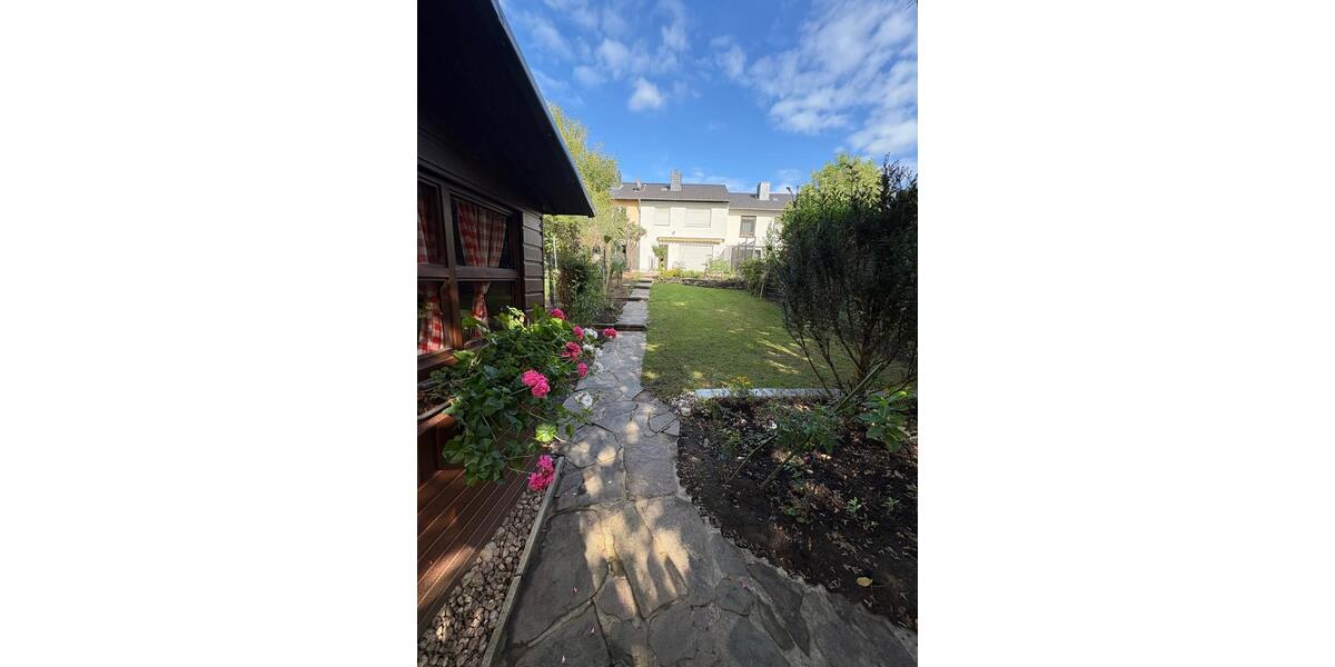 **Bonn-Beuel: Gepflegtes Reihenmittelhaus in toller Lage! 4 Zimmer, Terrasse, Garten** 4 zimmer