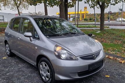 Honda Jazz 62.000 km 3.999 € Köln 51107