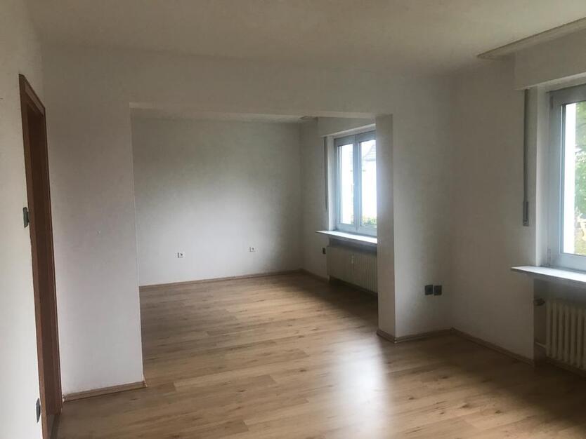 seniorengerechte Wohnung EG 70 qm 2 Zi. Leverkusen Berg. Neukirch zimmer