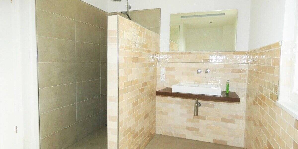 Einfamilienhaus Köln Dünnwald - 6 Zimmer, 240 m&sup2;, 3.500&euro; | Angebot:23951216