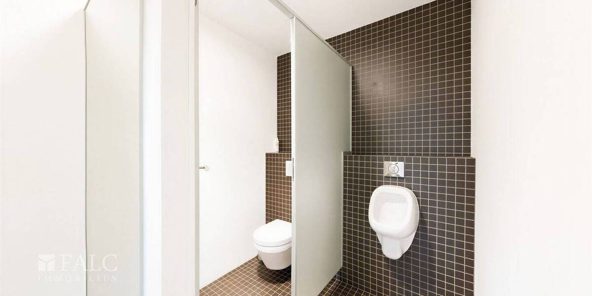 Gewerbeobjekt Siegburg - 8 Zimmer, 420 m&sup2;, 5.460&euro; | Angebot:26410994