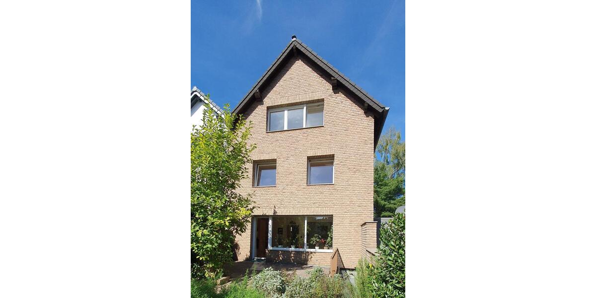 Reihenendhaus in ruhiger Lage und 6 Zimmern Provisionsfrei zimmer