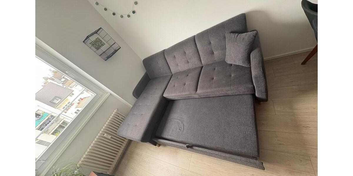 Dachgeschoßwohnung Köln Ehrenfeld - 2 Zimmer, 32 m&sup2;, 760&euro; | Angebot:26394947