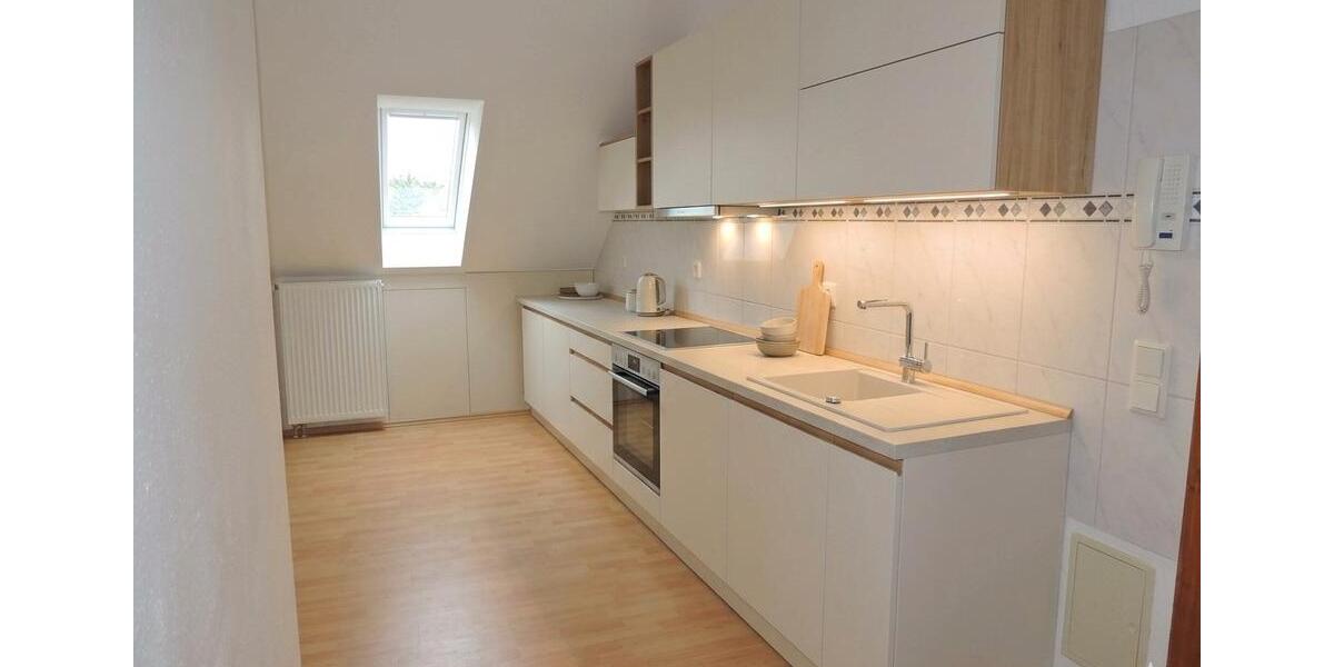 Dachgeschoßwohnung Solingen Wald - 2 Zimmer, 58 m&sup2;, 575&euro; | Angebot:27617058
