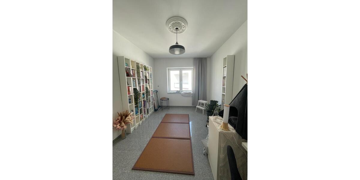 Etagenwohnung Kerpen Buir - 3 Zimmer, 90 m&sup2;, 1.500&euro; | Angebot:26350546