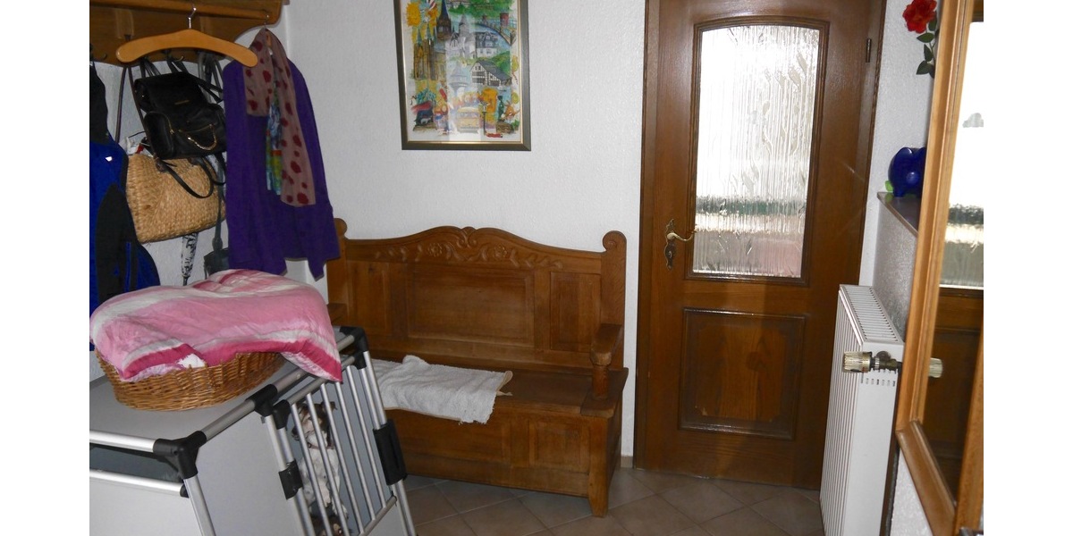 SG, freist. EFH, 5 Zi., 160m² Wfl., 747 GrSt., 2x Doppel-Grg.+CP, Keller, Terr. Stellpl. 5 zimmer