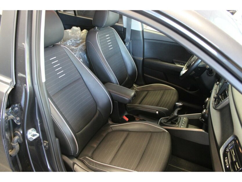 Kia Rio 1.0 T-GDI 120 GT Line 83.147 km 12.980 € Euskirchen 53881